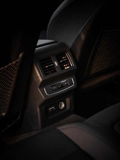 AUDI Q5 S LINE BLACK - Imagem 12