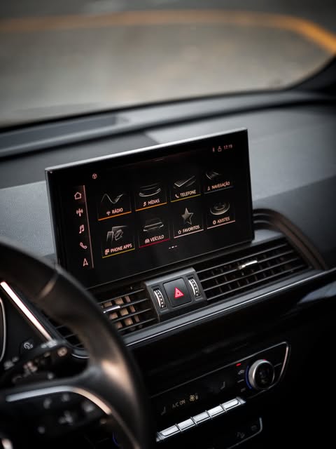 AUDI Q5 S LINE BLACK - Imagem 13