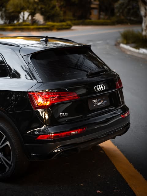 AUDI Q5 S LINE BLACK - Imagem 4