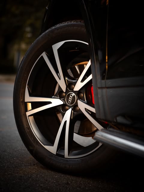 AUDI Q5 S LINE BLACK - Imagem 5