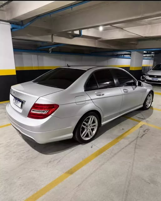 MERCEDES-BENZ C 180 - Imagem 3