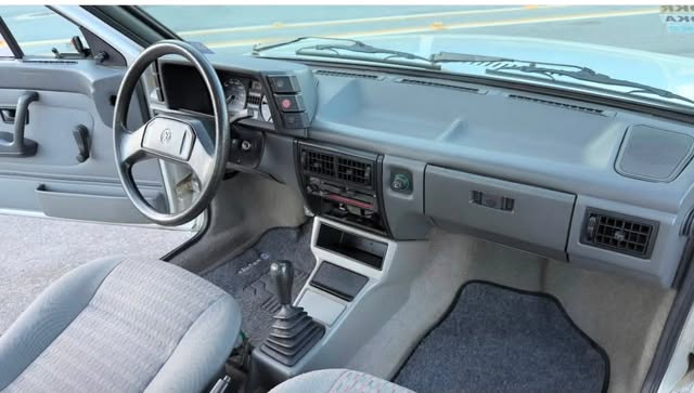 VOLKSWAGEN VOYAGE - Imagem 11