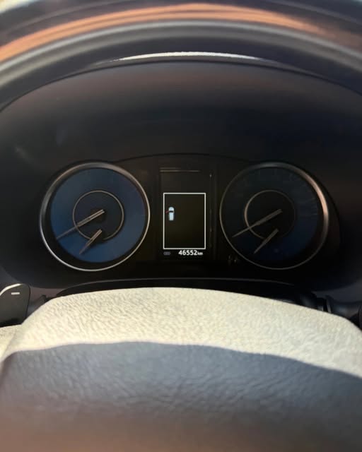 TOYOTA HILUX SRX - Imagem 8