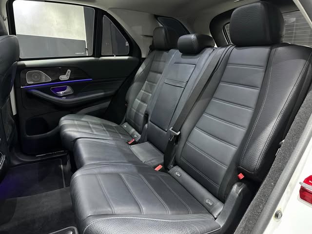 MERCEDES-BENZ GLE 400D - Imagem 9