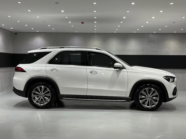 MERCEDES-BENZ GLE 400D - Imagem 10