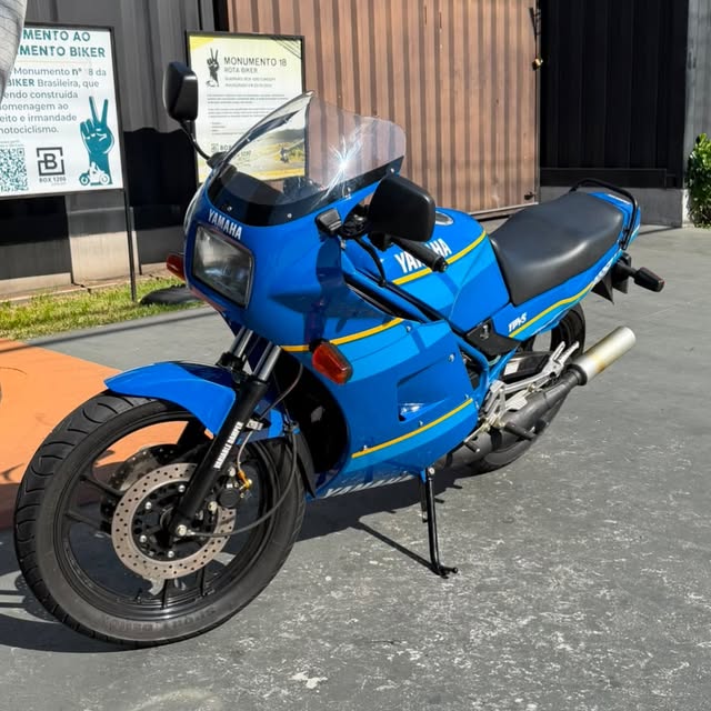 YAMAHA RD 350 - Imagem 2