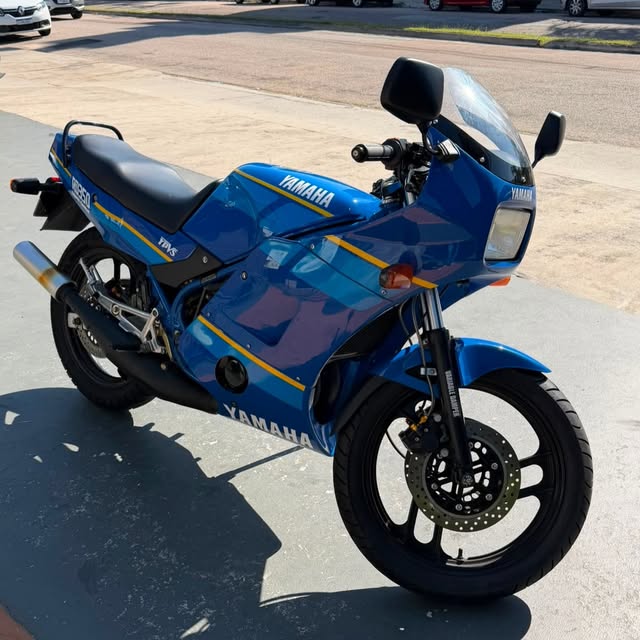 YAMAHA RD 350 - Imagem 4