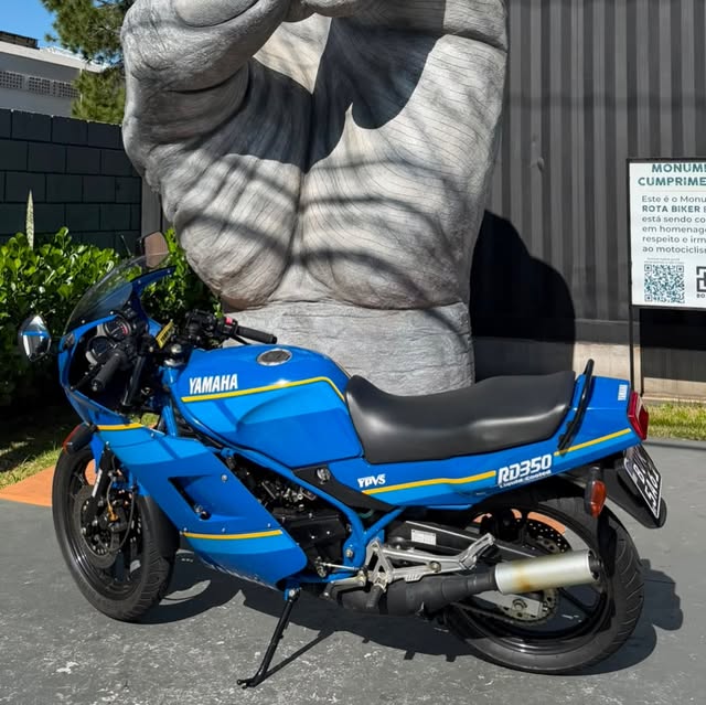 YAMAHA RD 350 - Imagem 7