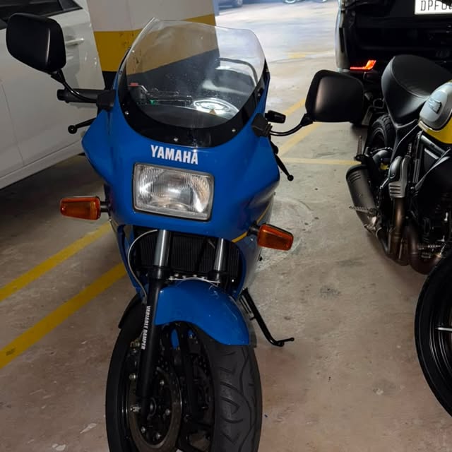 YAMAHA RD 350 - Imagem 8