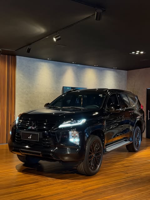 MITSUBISHI PAJERO SPORT LEGEND BLACK - Imagem 17