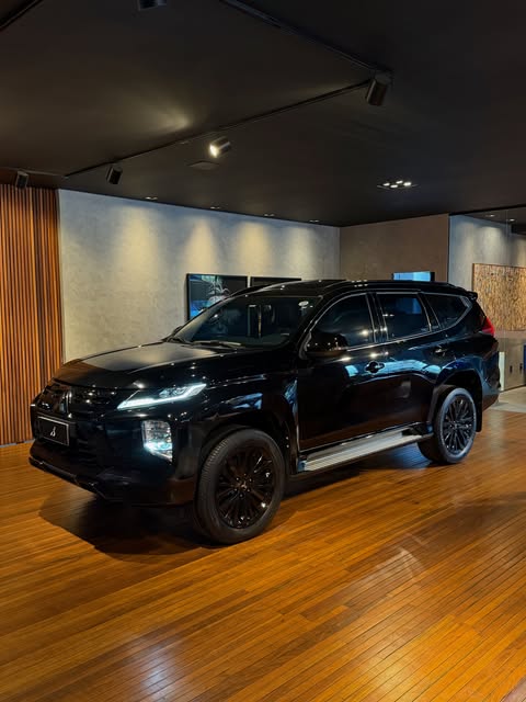 MITSUBISHI PAJERO SPORT LEGEND BLACK - Imagem 19