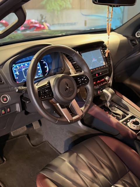 MITSUBISHI PAJERO SPORT LEGEND BLACK - Imagem 7