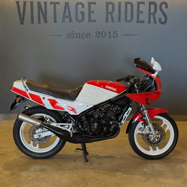 YAMAHA RD 350 - Imagem 12