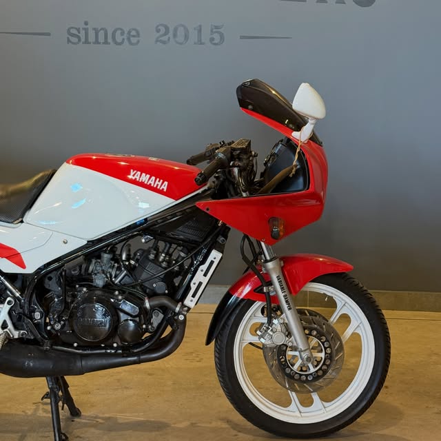 YAMAHA RD 350 - Imagem 9
