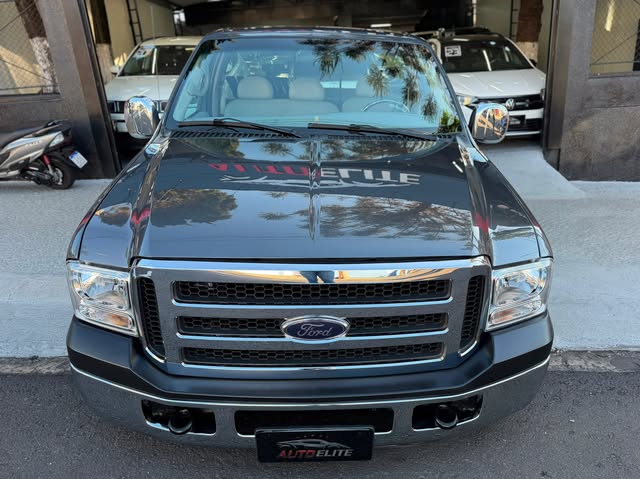 FORD F-250 XLT-L - Imagem 3