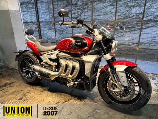 TRIUMPH ROCKET III GT - Imagem 1