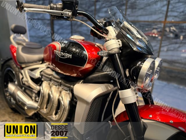 TRIUMPH ROCKET III GT - Imagem 6