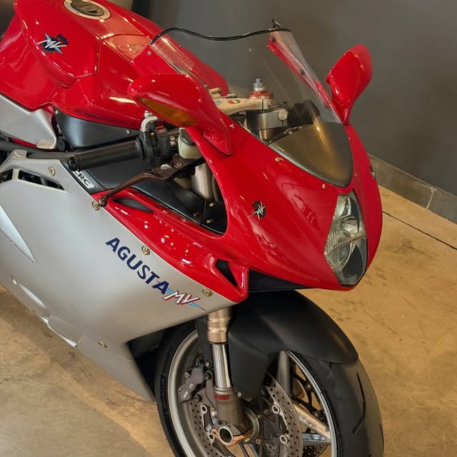 MV AGUSTA F4 - Imagem 5