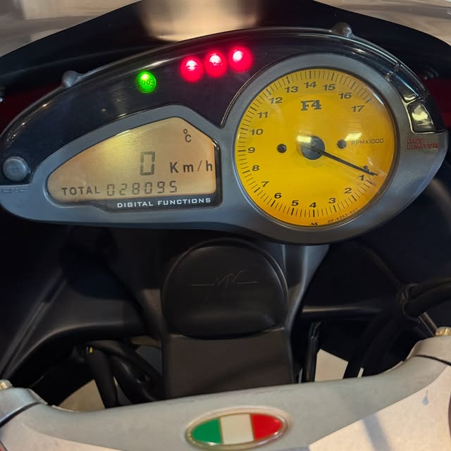 MV AGUSTA F4 - Imagem 6