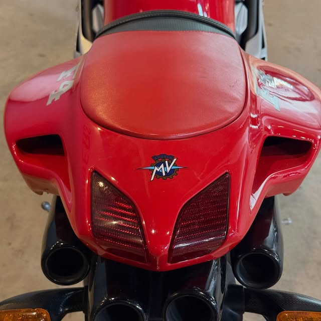 MV AGUSTA F4 - Imagem 7