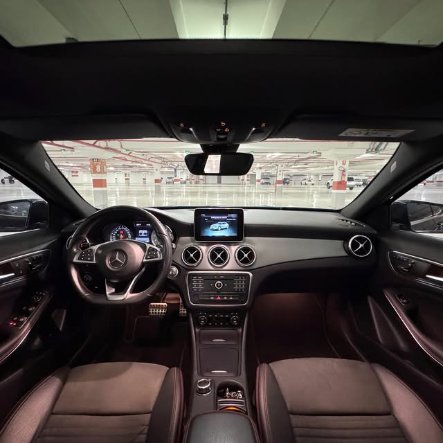 MERCEDES-BENZ GLA 250 SPORT - Imagem 7