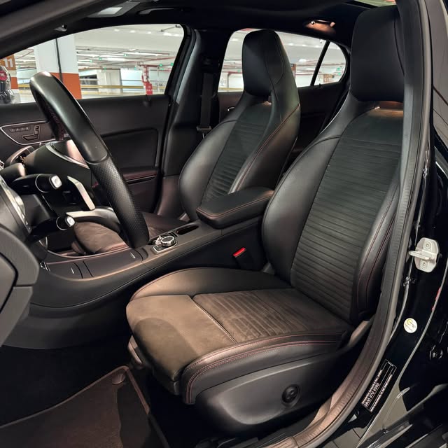 MERCEDES-BENZ GLA 250 SPORT - Imagem 9
