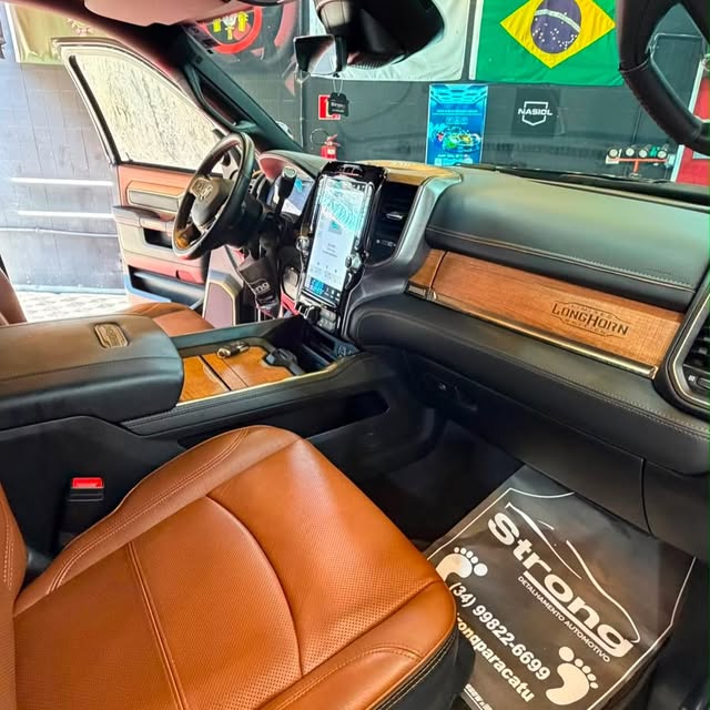 RAM 3500 LONGHORN - Imagem 12