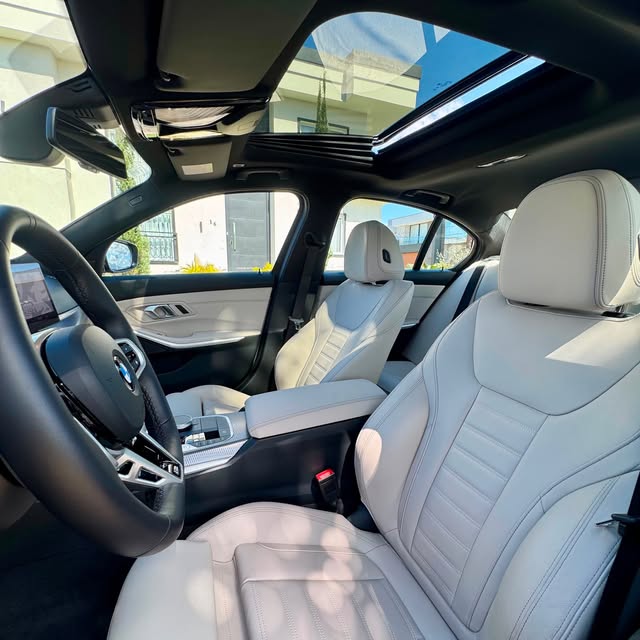 BMW 320I M SPORT - Imagem 8