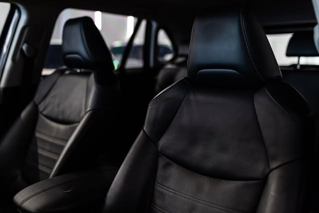 TOYOTA RAV4 S HYBRID - Imagem 6