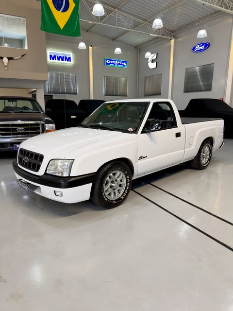 CHEVROLET S10 - Imagem 1