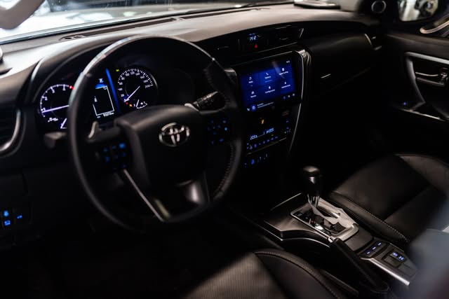 TOYOTA HILUX SW4 SRX - Imagem 5