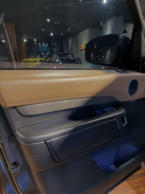 LAND ROVER DISCOVERY D300 - Imagem 11