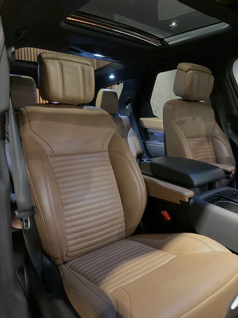 LAND ROVER DISCOVERY D300 - Imagem 16