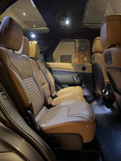 LAND ROVER DISCOVERY D300 - Imagem 8