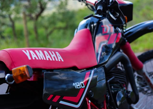 YAMAHA DT 180 Z - Imagem 3