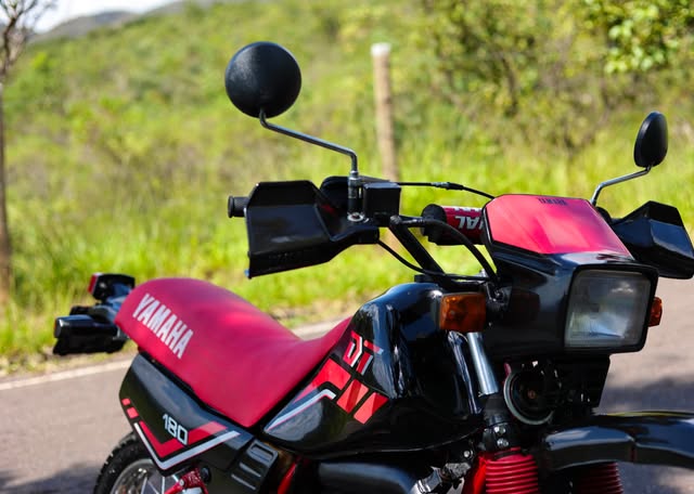 YAMAHA DT 180 Z - Imagem 5