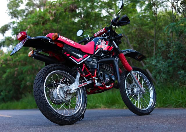 YAMAHA DT 180 Z - Imagem 6