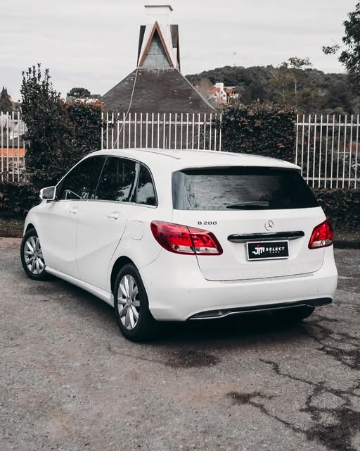 MERCEDES-BENZ B 200 SPORT - Imagem 2