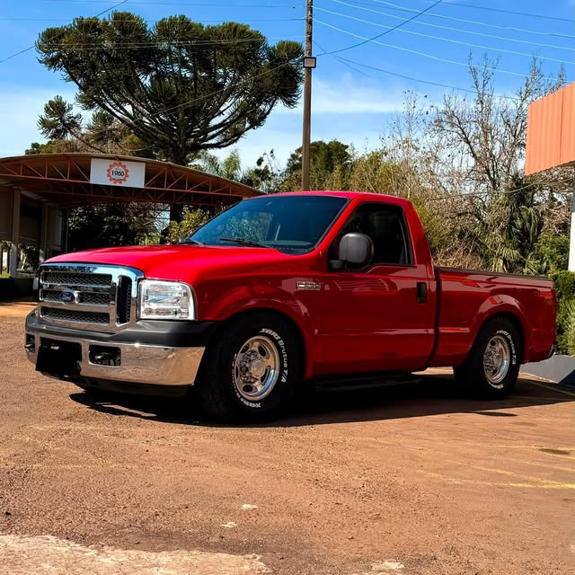 FORD F-250 XLT-L - Imagem 4