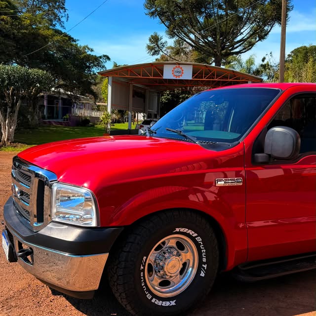 FORD F-250 XLT-L - Imagem 7