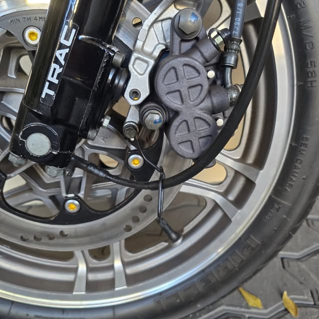 HONDA CBX 750 F - Imagem 2