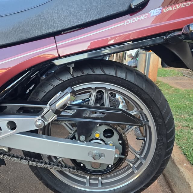 HONDA CBX 750 F - Imagem 11
