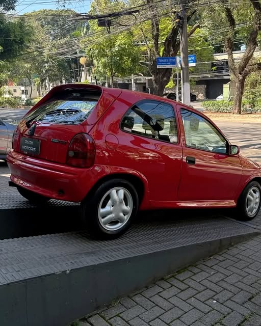 CHEVROLET CORSA GSI - Imagem 5