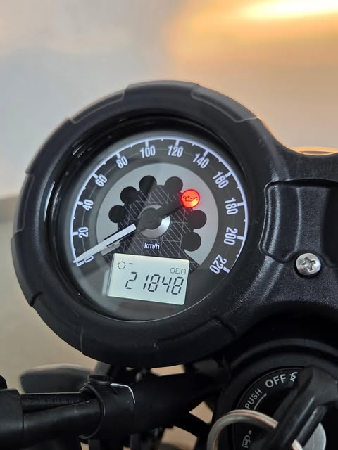 TRIUMPH SPEED TWIN - Imagem 15