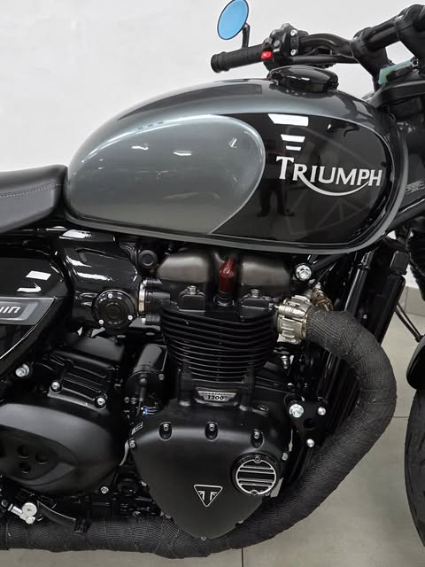 TRIUMPH SPEED TWIN - Imagem 6