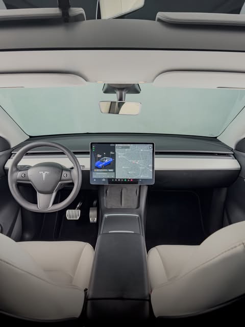 TESLA MODEL Y LONG RANGE AWD - Imagem 6
