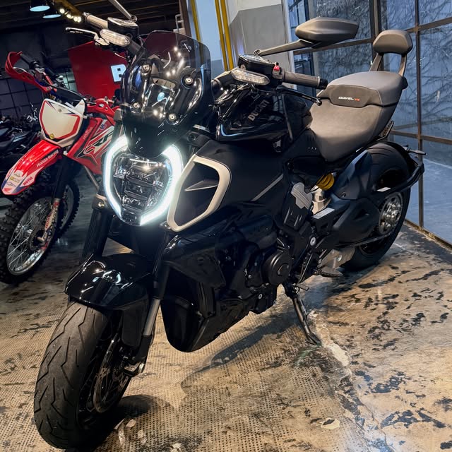 DUCATI DIAVEL - Imagem 6