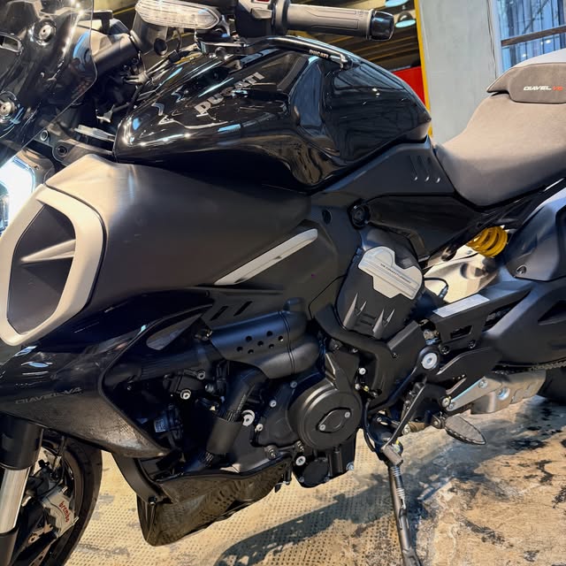 DUCATI DIAVEL - Imagem 8