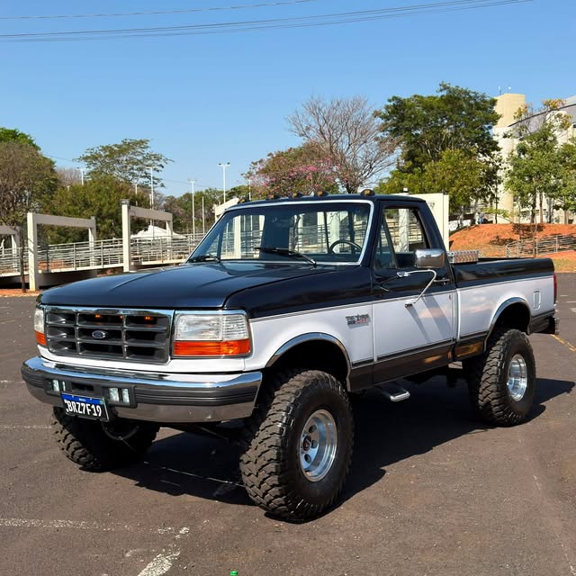 FORD F-1000 - Imagem 1