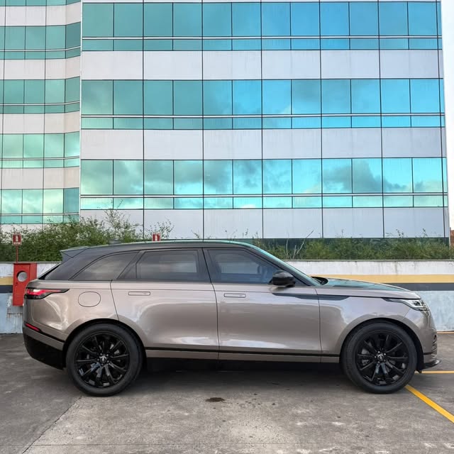 LAND ROVER RANGE ROVER VELAR P380 SE - Imagem 4
